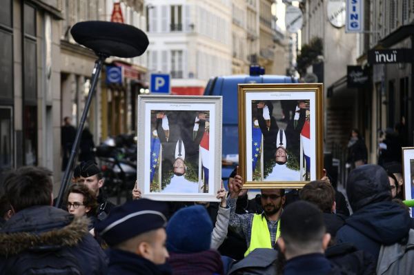 Climat : les « décrocheurs » de portraits d'Emmanuel Macron déboutés par la CEDH