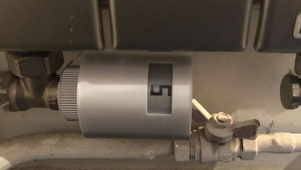 Actualité : Soldes / Bon plan – L'objet connecté Netatmo Têtes thermostatiques connectées pour radiateur Kit de démarrage "5 étoiles" à 131,85 € (-31%)