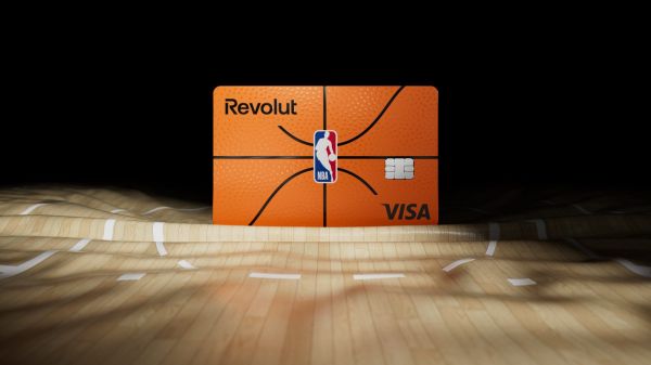 Revolut dévoile deux cartes co-brandées NBA : l'accessoire ultime pour une Free Agency réussie