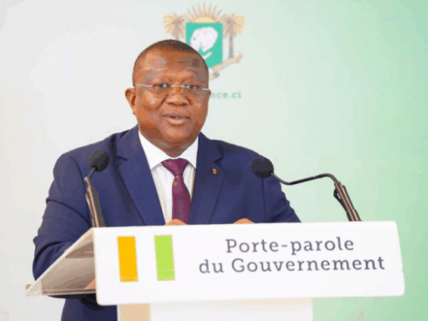 Côte d'Ivoire : Le gouvernement réagit à la libération des cinq gendarmes ivoiriens brièvement détenus au Burkina Faso