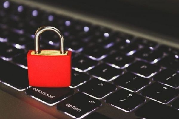 Les bonnes pratiques pour un déploiement sécurisé des LLM en entreprise