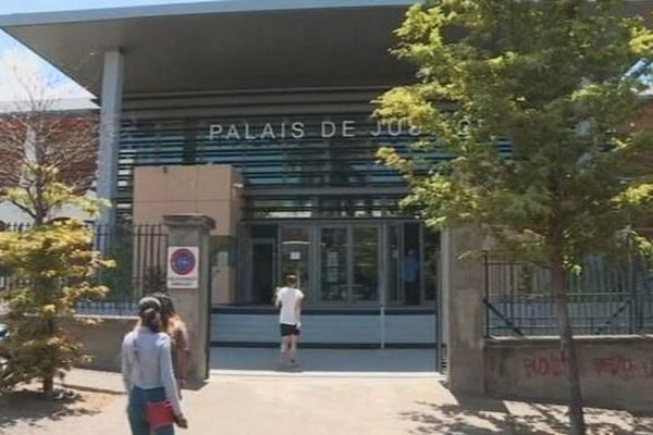 Deux hauts magistrats visés par une enquête préliminaire pour corruption à La Réunion