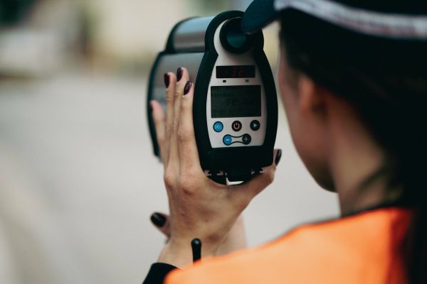 À 144 km/h: Il perd son permis après un gros excès de vitesse