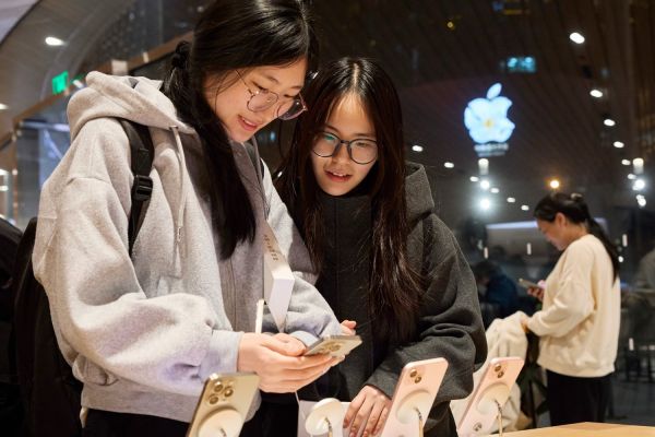 En multipliant les promotions, Apple retrouve des couleurs en Chine