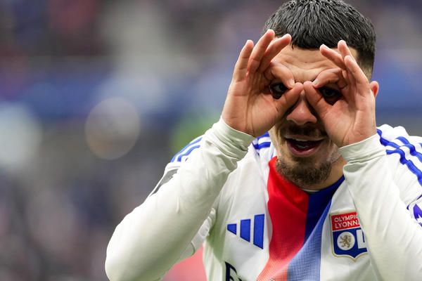 Mercato : la Roma a deux pistes en L1 pour son numéro 9