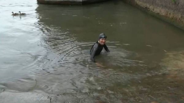 Après un siècle d'interdiction, la Seine redevient baignable pour tous et gratuitement