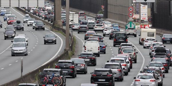 Premiers départs en vacances : à quoi s'attendre sur les routes ce week-end ?
