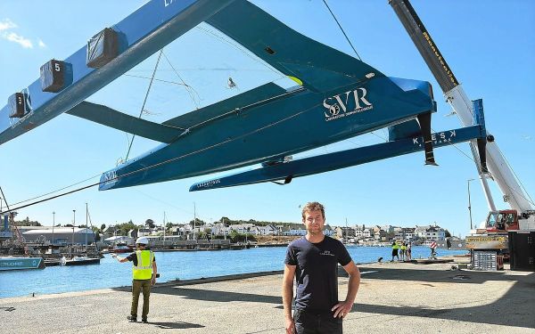 Peter Burling, vainqueur de la Coupe de l'America, embarque sur l'Ultime SVR Lazartigue avec Tom Laperche et Franck Cammas