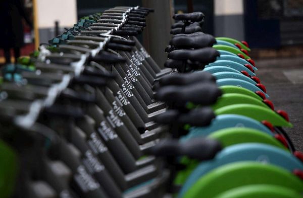 « On ne sait pas où sont les vélos » : comment 640 Vélib' disparaissent chaque semaine dans les rues de Paris