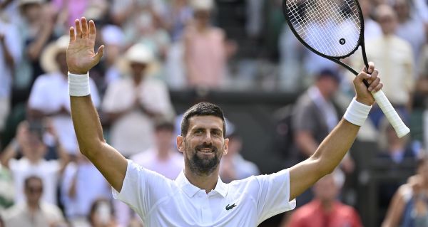 Djokovic (qualifié au troisième tour pour la 19e fois) : « C'est presque l'âge de Sinner et Alcaraz »