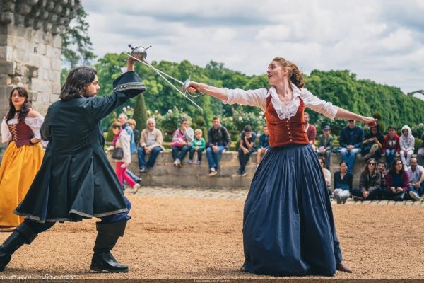 Les Contes du Temps Passé : un spectacle de cape et d'épée à Neuilly-sur-Seine (92)