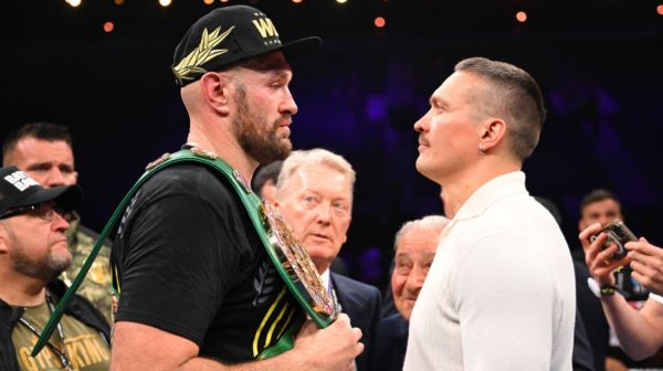 Usyk fait sortir Fury de la retraite pour la trilogie