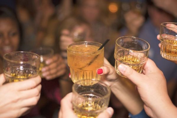 Vente d'alcool aux mineurs : "On a tous une responsabilité", 9 commerces sur 10 enfreignent la loi