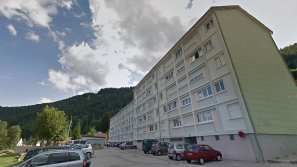 Féminicide en pleine rue : une femme de 56 ans tuée par balle par son conjoint
