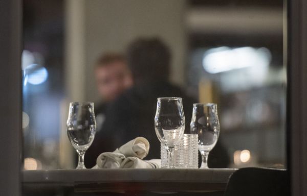 Les restaurateurs pourront facturer 10$ aux clients fantômes dès le 17 juillet