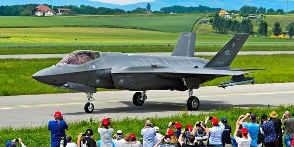 Armée et sécurité: L'armée suisse n'est plus si sûre de vouloir tous ses F-35?