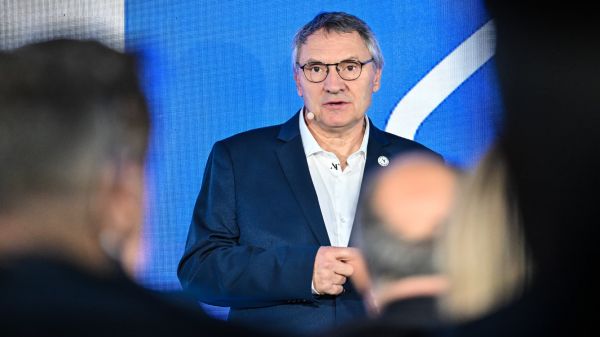 "Je ne suis pas comme ça": le patron de Decathlon-AG2R La Mondiale dézingue la série Netflix sur le Tour de France
