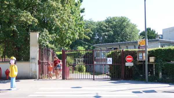 Collèges et lycées : tout élève avec une arme passera systématiquement en conseil de discipline