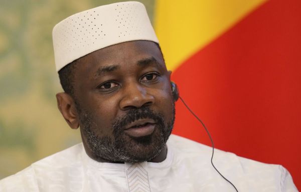 Au Mali, la junte militaire accorde à son chef un mandat de président illimité