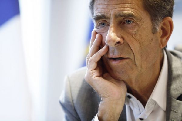 Prison avec sursis et inéligibilité requises contre Charles Ange Ginésy, président du département des Alpes-Maritimes