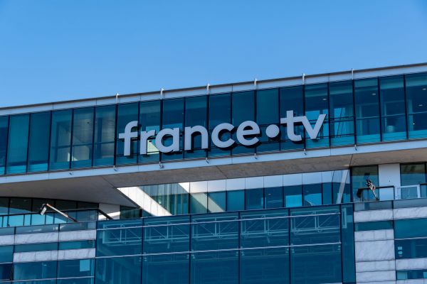France Télé s'associe à Amazon Prime : pourquoi Ernotte vend le service public au diable