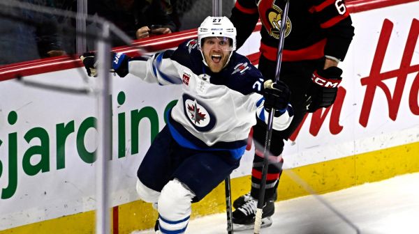 Nikolaj Ehlers prend le pari des Hurricanes