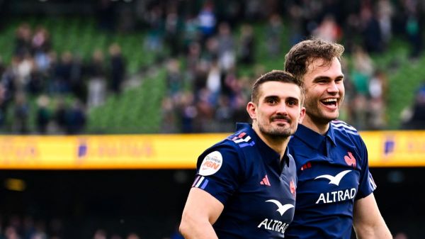 Une star du XV de France se fait chambrer en direct !