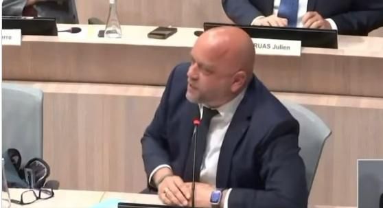 Marselha : ur c’huzulier-kêr a reklem kentelioù provañseg e holl skolioù ar gêr