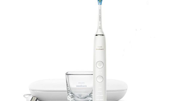 Actualité : Soldes / Bon plan – La brosse à dents électrique Philips Sonicare DiamondClean HX9911 Blanc "5 étoiles" à 134,99 € (-13%)