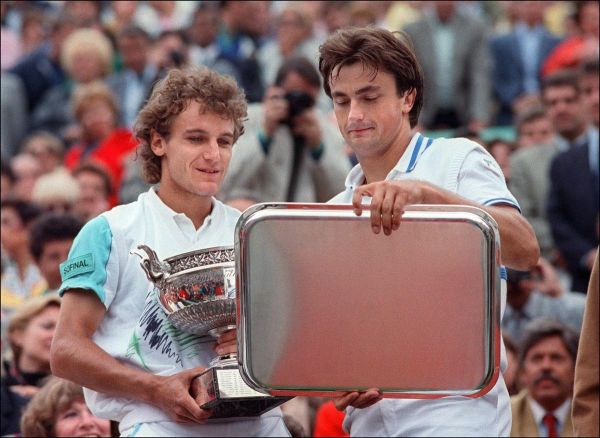 L'éphéméride du 4 juillet : joyeux anniversaire à Henri Leconte !