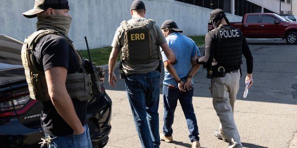 Floride: Des marines déployés pour aider la police anti-immigration