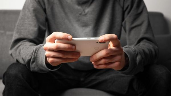 Attentat masculiniste déjoué : "Une porosité idéologique vers des partis réactionnaires"... La mouvance incel penche nettement vers la droite et l'extrême droite
