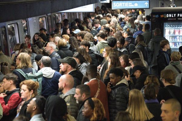 "Des dizaines de millions d'euros chaque année", la lutte contre la fraude va se renforcer dans les transports en commun