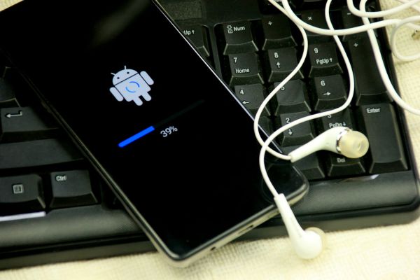 Faire cette mise à jour de votre téléphone est indispensable pour votre sécurité, ne passez pas à côté
