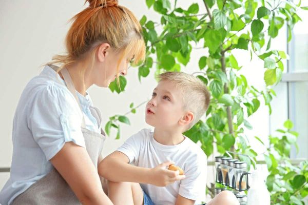 Voici les phrases que tout enfant devrait entendre avant 7 ans selon une psy, et pourquoi elles changent tout pour plus tard