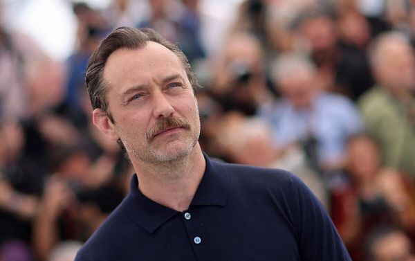 VOISINS DE STARS. "Jude Law a balancé des oranges sur nos fenêtres"