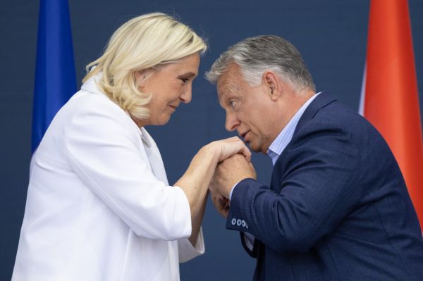 Le Rassemblement national propulsé sur les réseaux sociaux par les cercles pro-Orbán