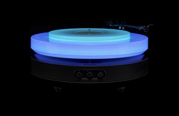 Audio-Technica Hotaru : la platine qui défie la gravité !