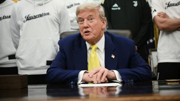 De 200 à 535% du PIB: les projections folles de l'explosion de la dette américaine après la "grande et belle loi" de Trump