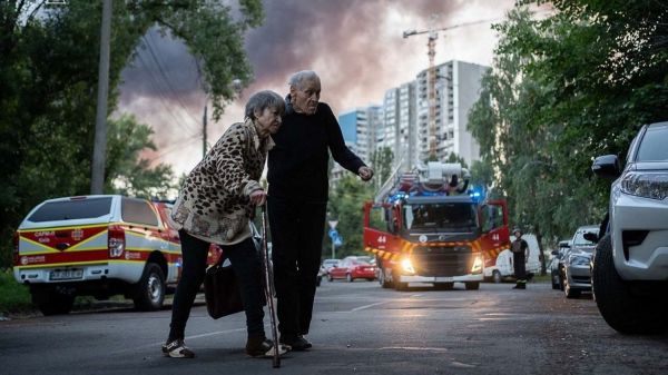 DIRECT. Guerre en Ukraine : Kiev accuse la Russie d'avoir lancé l'attaque nocturne la plus massive depuis le début de la guerre