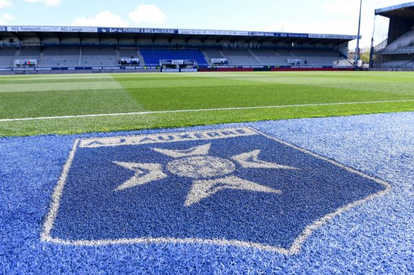 AJ Auxerre. Un nouveau sponsor sur le maillot de l’AJA
