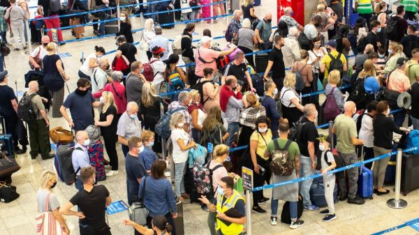 « Champions des retards » : Ryanair se paye la tête de la France en plein mouvement de grève