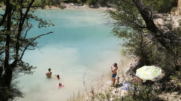 Une femme sauvée de la noyade par ses enfants de 5 et 8 ans