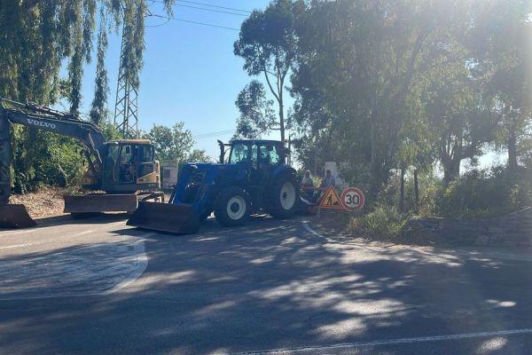 L'accès au chantier du centre de surtri de Monte bloqué par des opposants au projet
