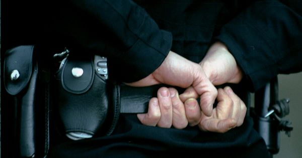 Métropole de Grenoble. À trottinette, il fonce volontairement sur un CRS dans le quartier Mistral