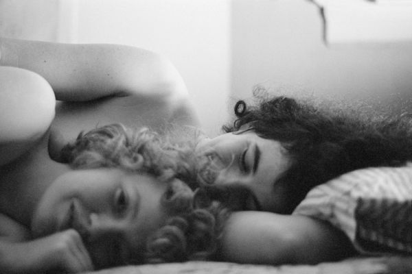 Nous autres, une ode à l’amitié et à la mémoire queer