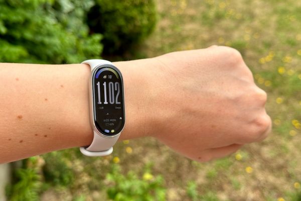Test Xiaomi Smart Band 10 : le roi de l'endurance au poignet, toujours à moins de 50 euros