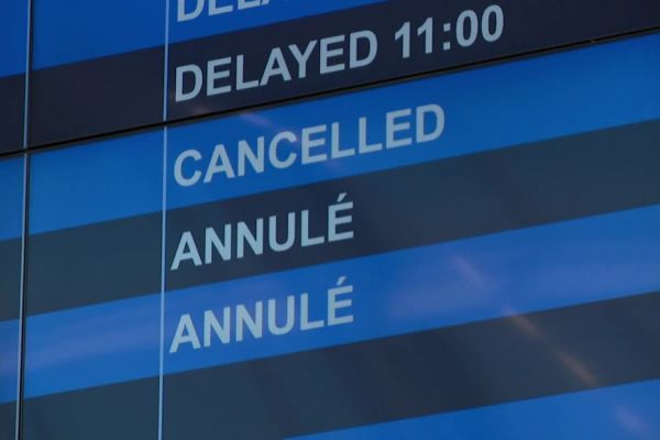 Grève des contrôleurs aériens : retrouvez les vols annulés au départ et à l'arrivée des aéroports en Corse ce vendredi