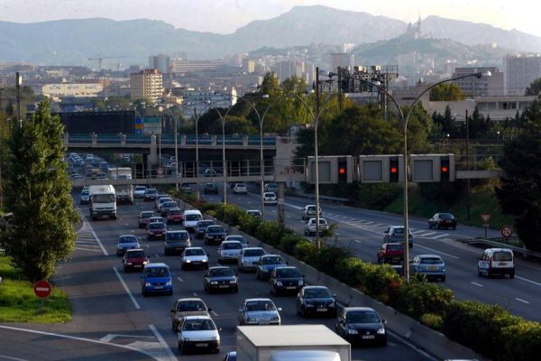 Fermeture de l'A7 : on vous explique pourquoi les travaux ont lieu le premier week-end de juillet, jour de départs en vacances