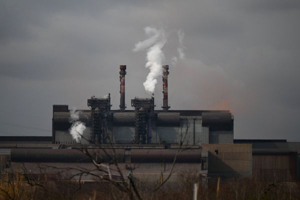 Climat: la baisse des émissions de gaz à effet de serre ralentit encore en France